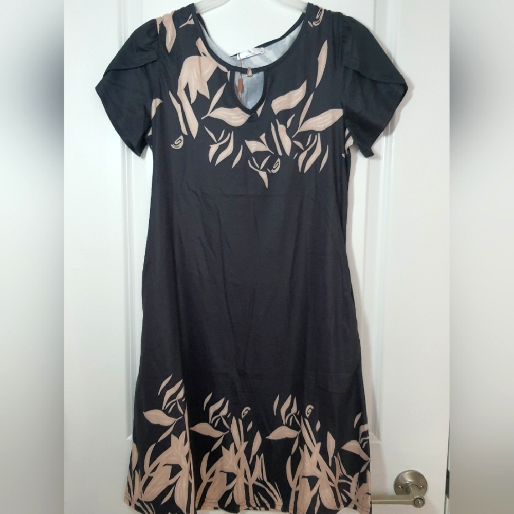 Casual floral black dress